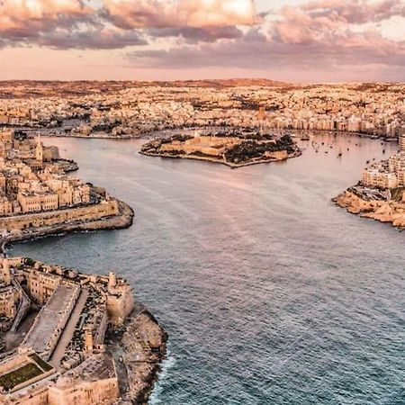 Appartement Sea View Penthouse In Tas-Sliema Extérieur photo